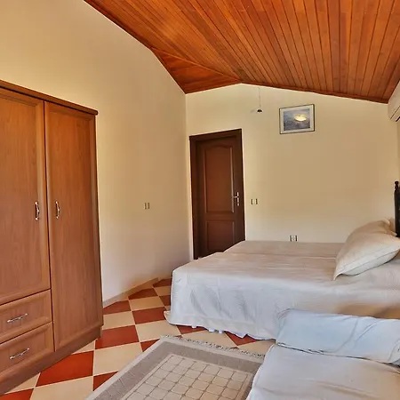 فندق مبيت وإفطار Turkeli داتْشا