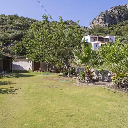 住宿加早餐酒店 Turkeli 达特恰