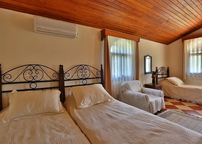 Turkeli فندق مبيت وإفطار *