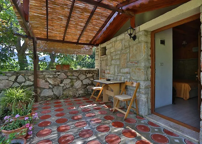 فندق مبيت وإفطار Turkeli